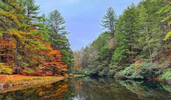 102 Patten Cir, Albrightsville, PA 18210