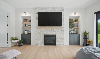 1004 NW Hugg Dr, Polk City, IA 50226