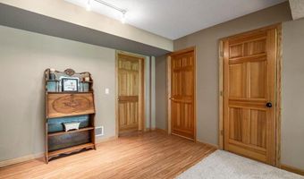 14425 Freesia Way, Apple Valley, MN 55124