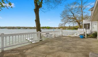 6955 WN Lake Gage Dr, Angola, IN 46703