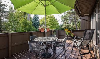 2 Haverhill Ct, Ann Arbor, MI 48105
