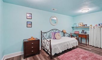 403 Baker St, Baldwin City, KS 66006