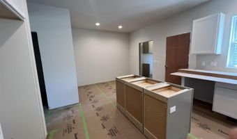 2813 Crinkle Root Dr, Fitchburg, WI 53711