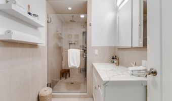 129 Santa Cruz Ave, Aptos, CA 95003