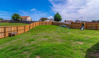 208 Castleton Cir, Boiling Springs, SC 29316