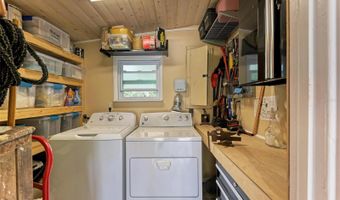 136 CRESCENT Dr, Anna Maria, FL 34216