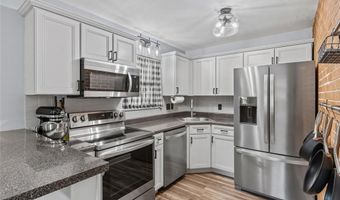 2337 Fairview Dr, Alton, IL 62002
