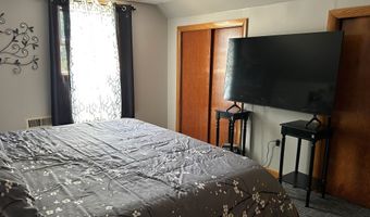 80 Maynesboro St, Berlin, NH 03570