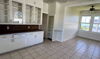 524 LAUKAPU St, Hilo, HI 96720
