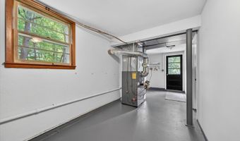 62 Barry Dr, Alloway, NJ 07422