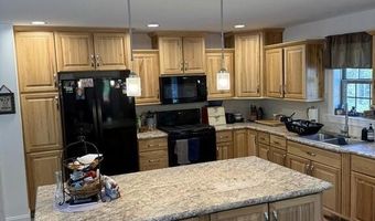 21 Pioneer Way, Aurora, ME 04408