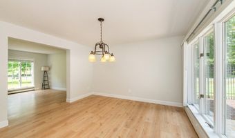 33 Huntsville Rd, Andover, NJ 07860