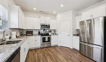 511 Ryan Ct, Ball Ground, GA 30107