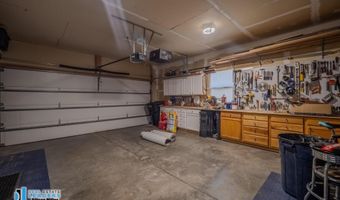 1717 Heathrow Ave, Casper, WY 82609