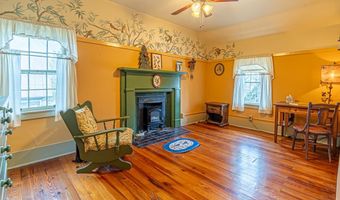 303 E Main St, Abingdon, VA 24210