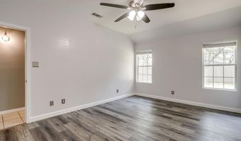202 Woodlawn Dr, Keene, TX 76059