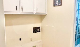 923 Rosemary St, Aurora, MO 65605