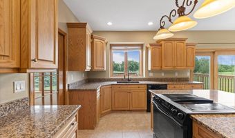 704 SW Coventry Cir, Ankeny, IA 50023