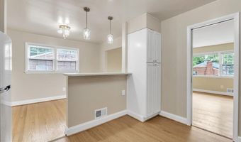 664 GREENBRIER St, Arlington, VA 22204
