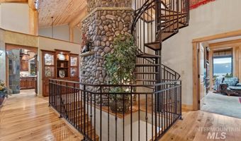 1533 Pine Lakes Ranch Dr, Cascade, ID 83611