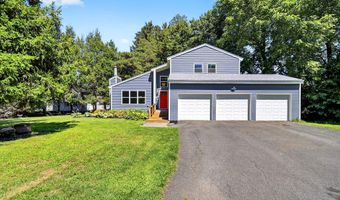 3 N Chestnut Hill Rd, Albany, NY 12211