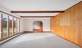141 Peckham Rd, Little Compton, RI 02837