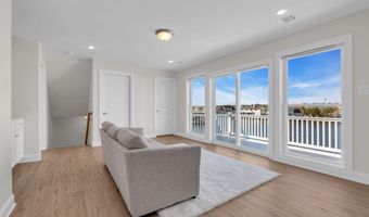 42 Carlyle Dr, Bayville, NJ 08721