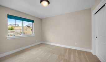 12425 SW SILVERTIP St, Beaverton, OR 97007