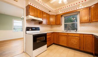 1512 Carroll Ave, Ames, IA 50010