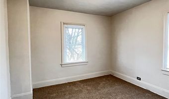 2016 13th St SW, Akron, OH 44314
