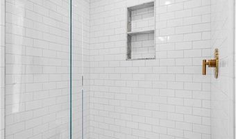 17 Goose Island Rd, Narragansett, RI 02882