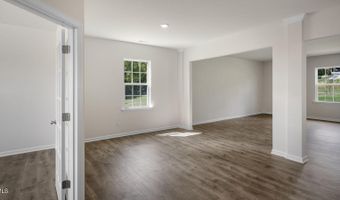 959 Misty Creek Dr, Aberdeen, NC 28315