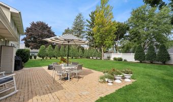 844 E SUNSET Ave, Appleton, WI 54911