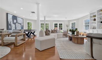 275 Arbolada Dr, Arcadia, CA 91006