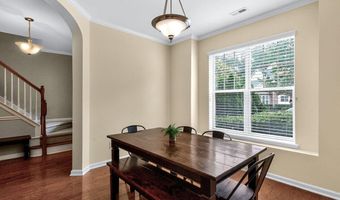 107 Haybarn Ct, Apex, NC 27502