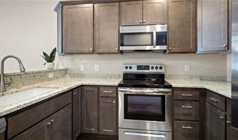 1354 Cypress Ct, Altoona, WI 54720