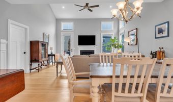 41 Soderman Way 41, Cheshire, CT 06410