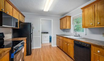 134 Robin Rd, Barnwell, SC 29812