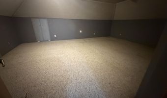 1011 12000 Rd, Altamont, KS 67330