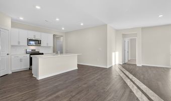 90 Stone Apiary Dr, Angier, NC 27501