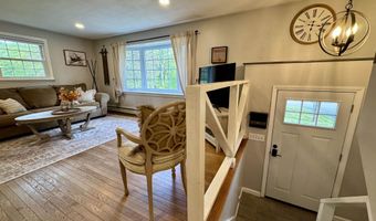 128 Mallego Rd, Barrington, NH 03825