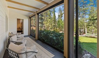 109 Eagle Bend Dr, Bigfork, MT 59911