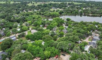 88 Live Oak St, Alvarado, TX 76009