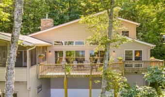 471 Rivard Rd, Glenville, NC 28736