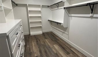 3313 SW Lucretia Rd, Bentonville, AR 72713