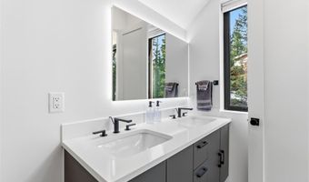 331 Doris Dr, Blue River, CO 80424