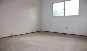 8111 Nadine St, Anchorage, AK 99507