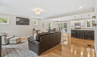 90 Village Place Dr, Barrington, NH 03825