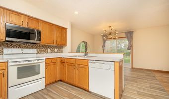 15570 Finch Ave, Apple Valley, MN 55124