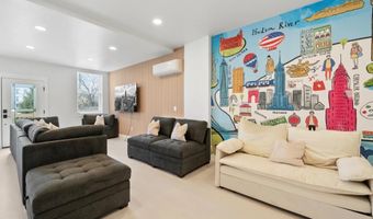 161 BROADWAY 2R, Bayonne, NJ 07002